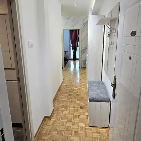 Lux Stojanovic Daire Belgrad