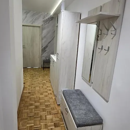 Lux Stojanovic Daire