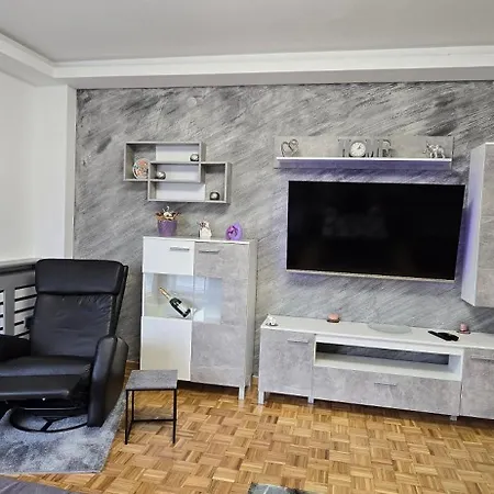 Lux Stojanovic Daire