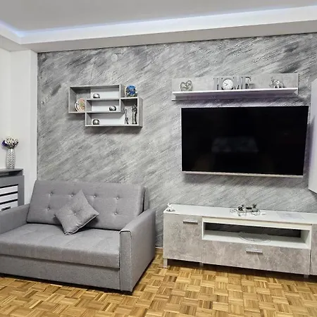 Lux Stojanovic Belgrad